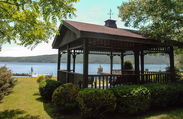 Arbor Landing: "Encanto e historia asombrosos"