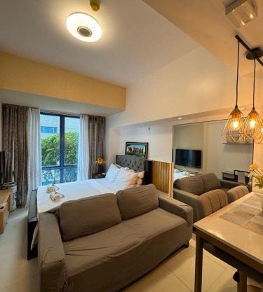 ARC Studio Unit at 38th Park