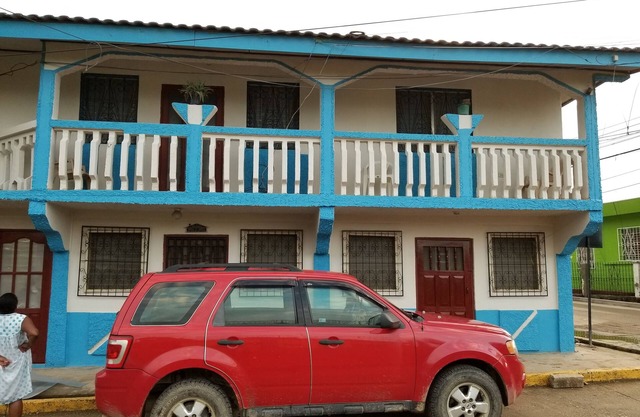 Arca De Alianza Residencia de 3 Dormitorios-Vista Frontal a la Playa