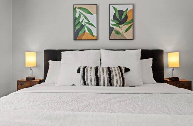 Arcade Game Rm-Pets! Fenced Backyard-3 Mi to Dwntwn & Gonzaga