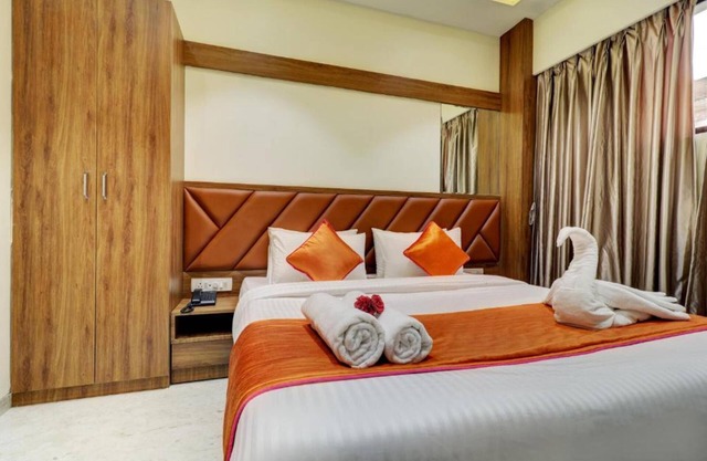Archit By Glitz Hotels