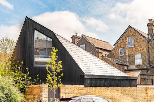 Architect built Japandi-Style luxury home, Unique home in the heart of Finsbury Park, Central London in 10minutes, Near Arsenal and Tottenham Stadiums