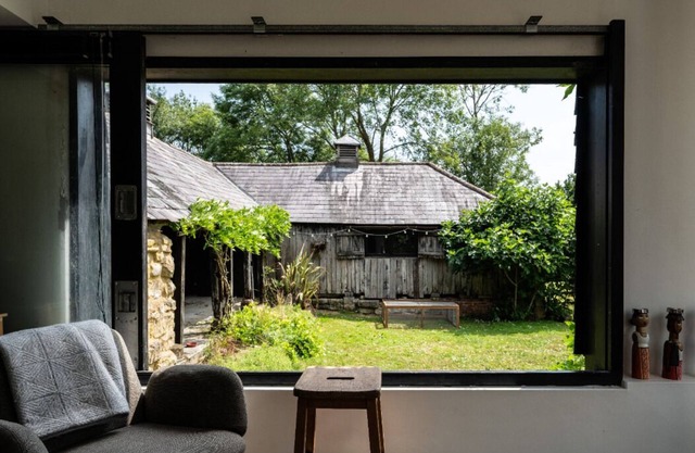 Architect converted barn in lovely rural setting