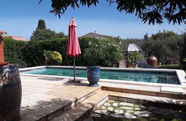Nuevo en 2018 !!! Casa de arquitecto al pie del Luberon