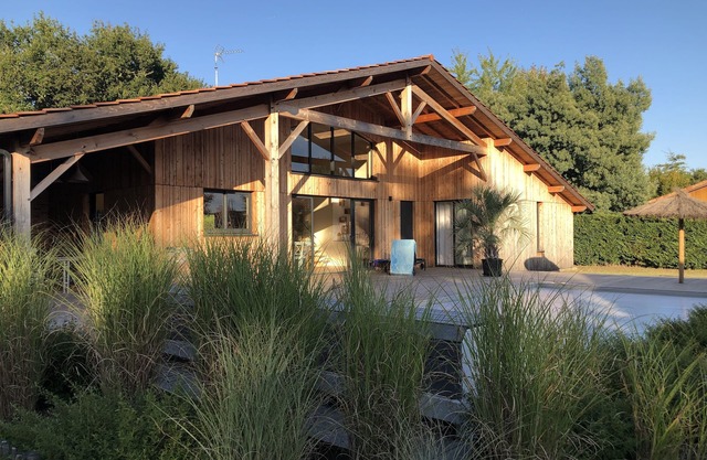 CASA DE ARQUITECTOS, 6-10 personas, PISCINA CLIMATIZADA, MAR Y LAGO, acceso PRM