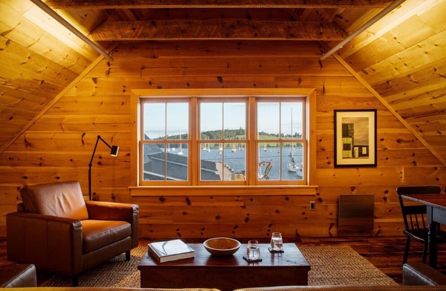 Diseñado arquitectónicamente en Lunenburg - The Ironbound