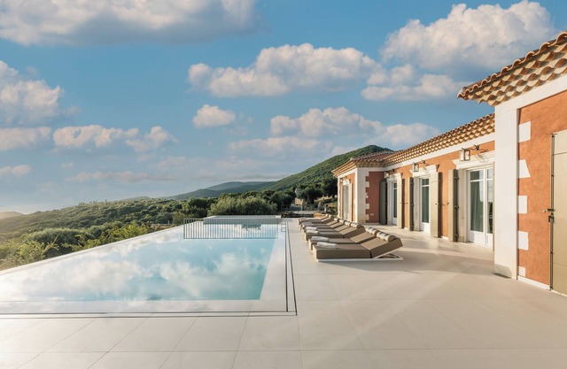 Archontiko Stoufi, an Authentic SeaView Retreat