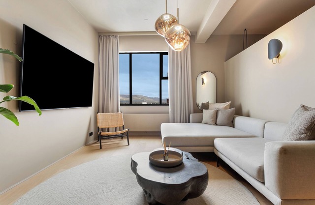 Arctic Comfort Hotel