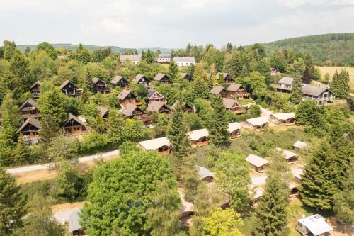 ArdenParks Petite Suisse