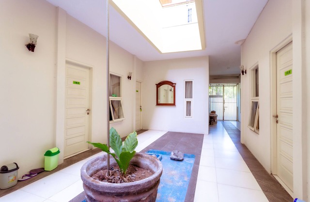 Ardhya Guest House