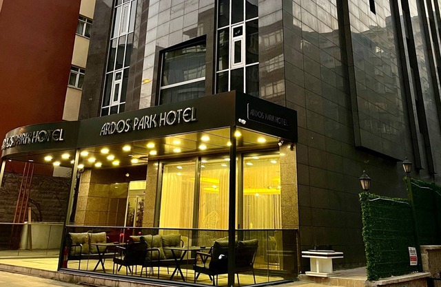 Ardos Park Hotel