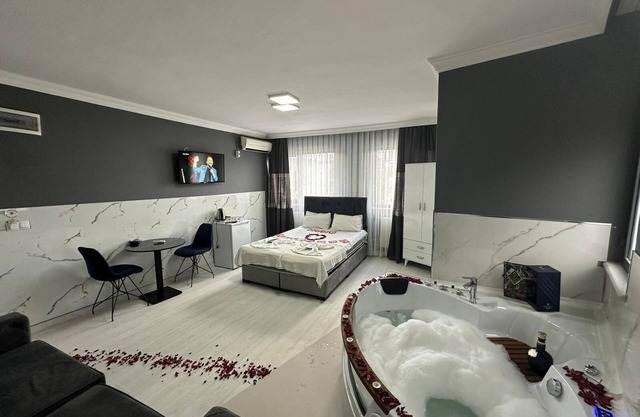 Arena Apart Hotel