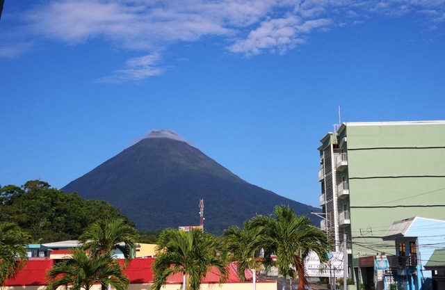 Volcán Arenal tranquilo espacio