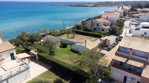 Arenella Beach