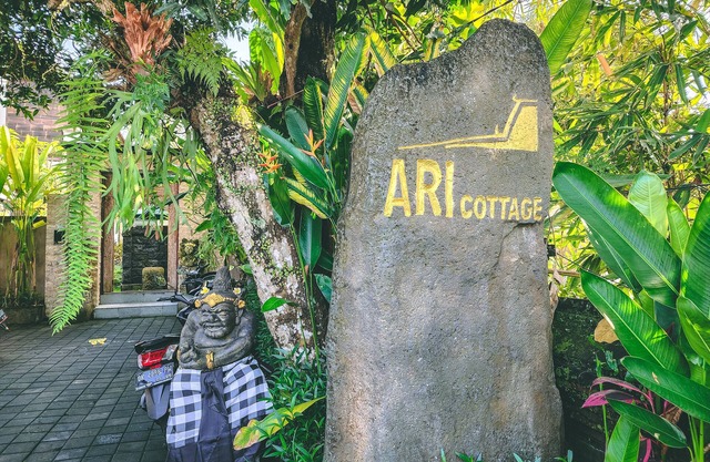 Ari Cottages
