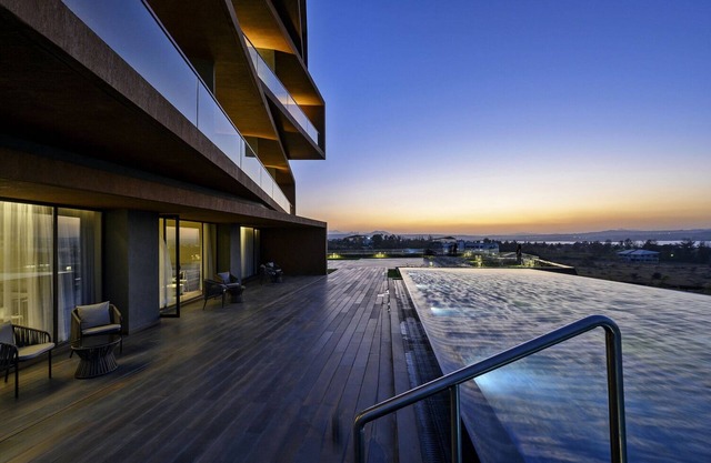 Aria Resort and Spa