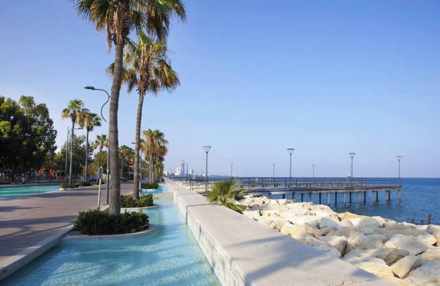 Ariadne Sea Side Boutique Apartment