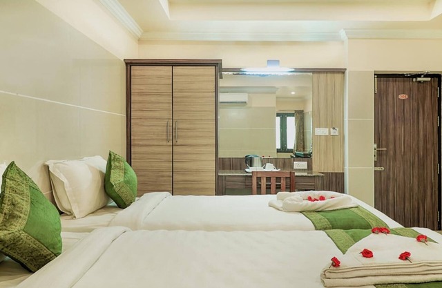 Ark Inn Residency