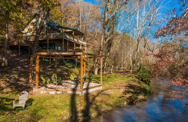 Arkaquah Creek Retreat!
