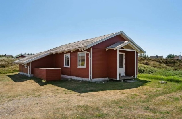 "Arlin" - 500m from the sea by Interhome