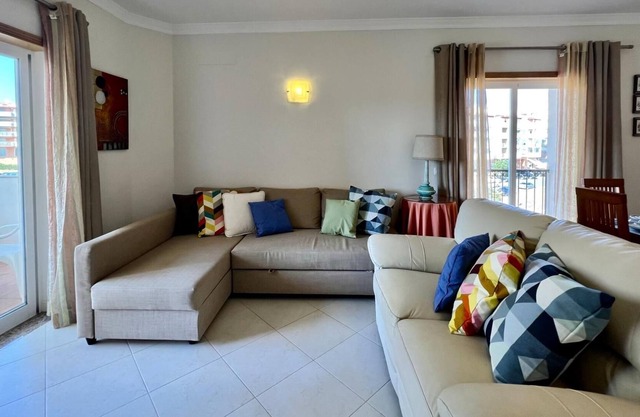 Armacao DE Pera Typical by Homing