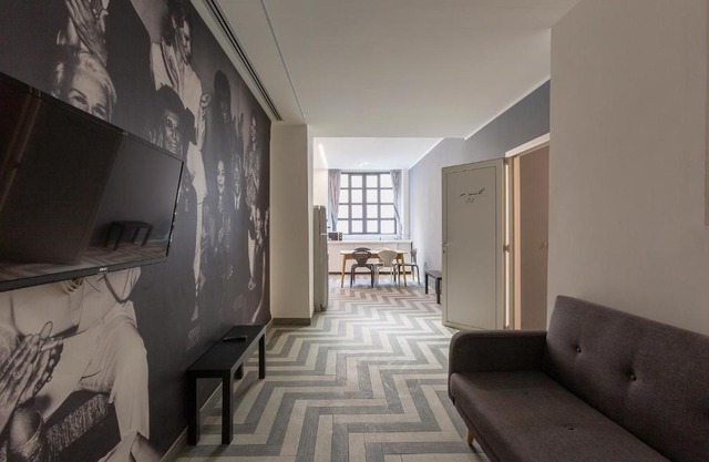 Armani House, SUPERIOR apartment in CITY CENTER