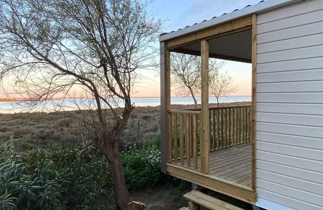 Arnel Campsite ** - Mobile home Loggia Bay - View pond - 2ch - 4 people
