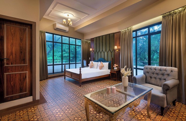 Arnna Hotel - Goregaon