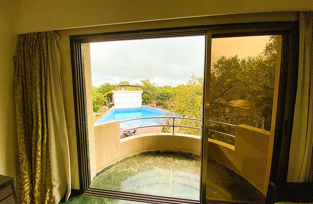 Aron Resort Lonavala Near Old Mumbai Pune Highway