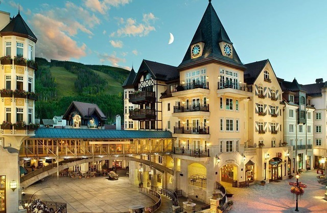 Arrabelle Luxury 4 BR Condo- Close To The Mountain by RedAwning - Save 20% on 7+ Nights!