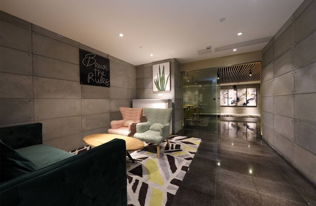 Arrivee Hotel