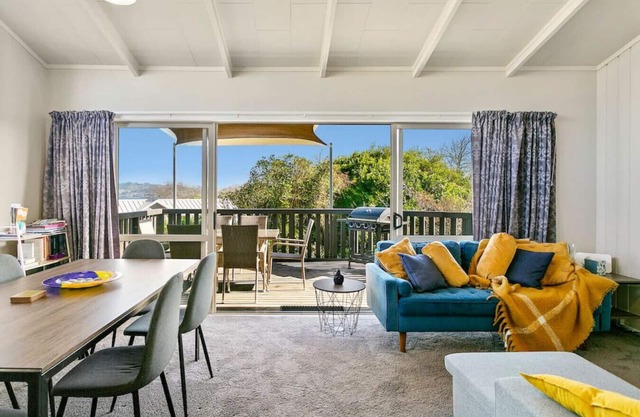 Arrowsmith · Mercy of Lake Taupo family friendly in the heart of Taupo