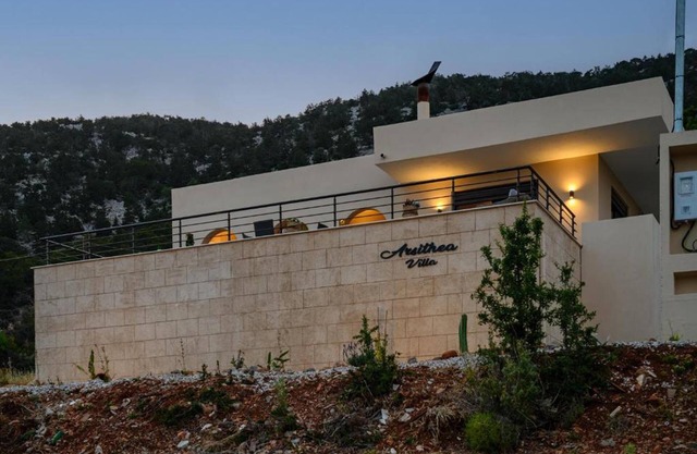 Arsithea Villa