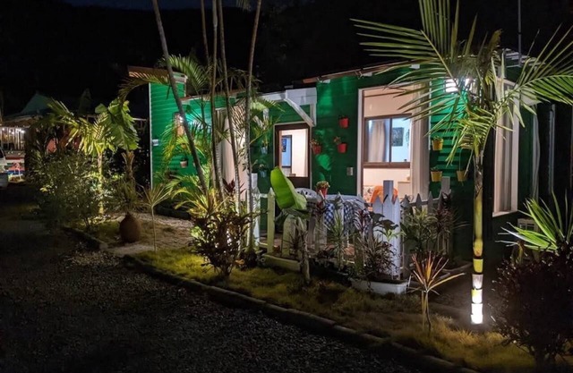 Art Bungalow Amami A bungalow filled with artist / Oshimagun Kagoshima