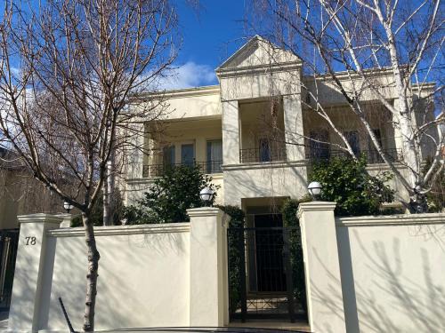 Art Deco in Toorak
