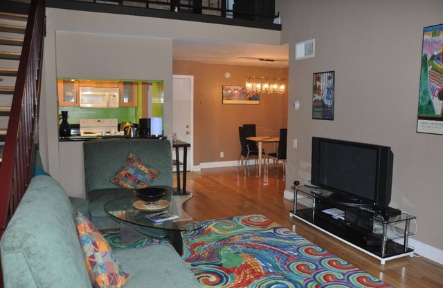Art Deco Stylized Gorgeous 2Bd+2Br