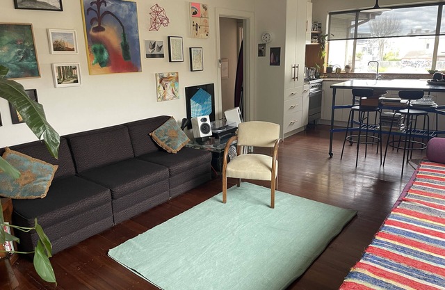 Art-filled Apartment in Vibrant Inner-city Suburb