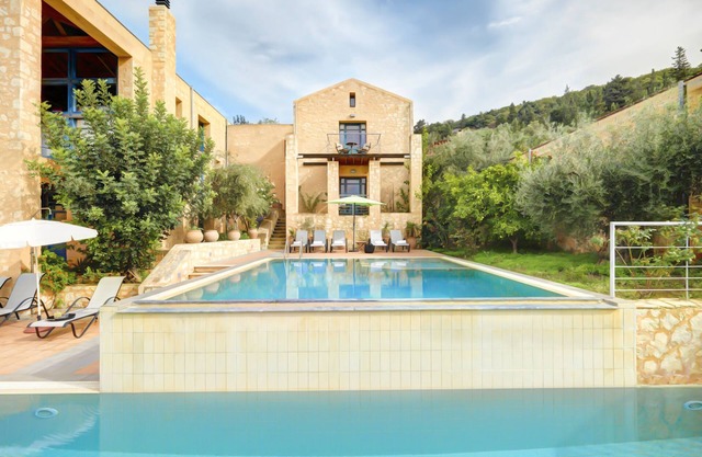 Artemis - Villa Apokoron con gran piscina privada y excelentes vistas