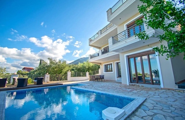 Artemis Oasis private Villa