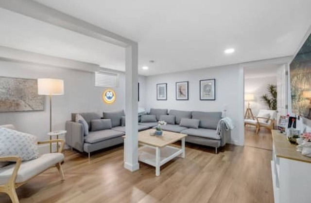 Artful Heaven: Sleeps up to 6, Private Luxury !