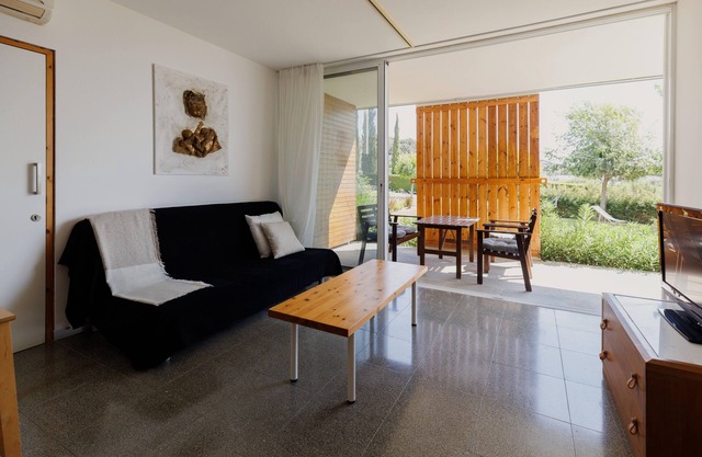 Artistic 1-Bedroom Apartment in Limassol, by the Sea