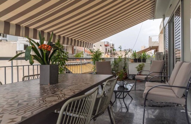 Artistic apt in Gazi with terrace by GHH