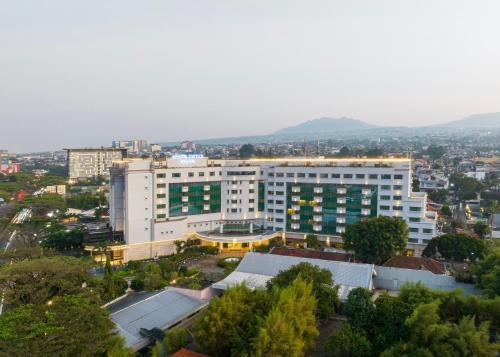 ARTOTEL Suites Aquila - Bandung
