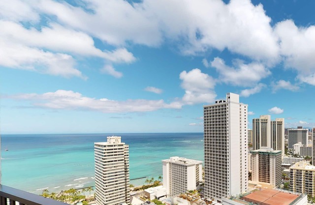 Artsy 32nd Floor Condo with Modern Furnishings & Gorgeous Ocean Views by Koko Resort Vacation Rentals