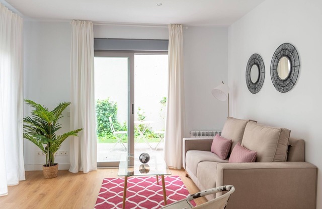 Arturo Soria - Dúplex de 1 Dormitorio con jardín