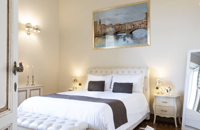 APARTAMENTO DE ILUSTRACIONES EN EL CENTRO DE FLORENCIA