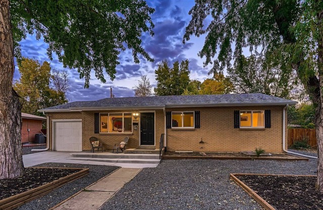 Arvada Escape: 5BR, Games, Firepit, Bikes, Close to Red Rocks Amphitheatre