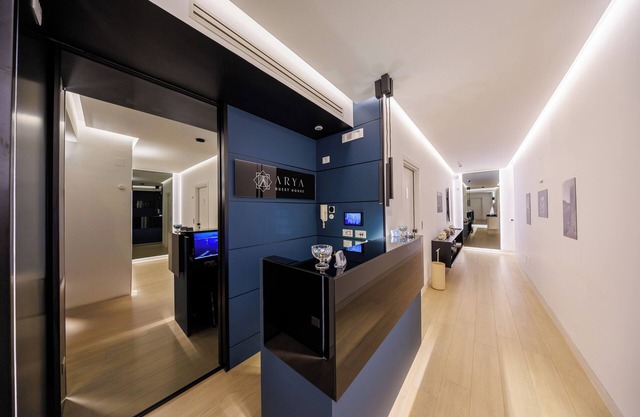 Arya Guest House