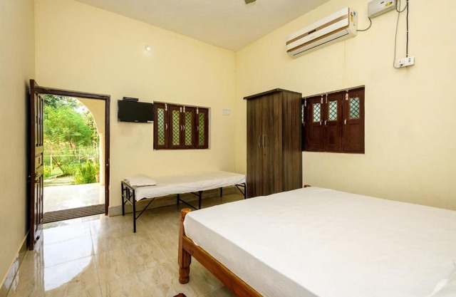 Aryan Camp - RiverView Farmstay, Panna Tiger Reserve, Madla