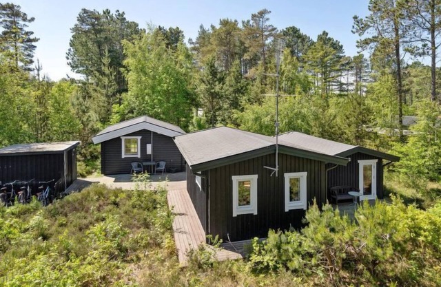 "Ascen" - 300m from the sea by Interhome
